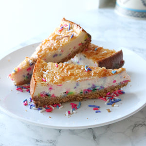 Lauren Rae: Confetti Protein Cheesecake