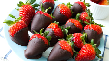 Dark Chocolate Lovers' Strawberries